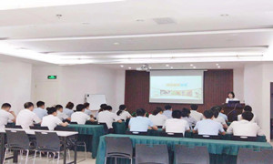 湖北专场 | 飞鹰妄想074期之十堰店开展情绪管理培训